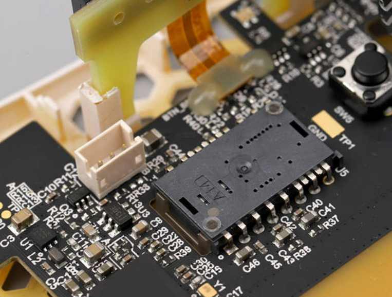 Challenges to High speed Circuit power Integrity Design